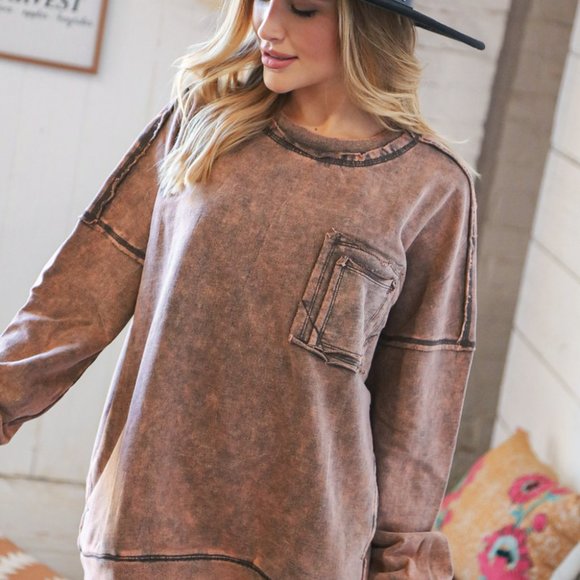 Zenana NWT Acid Wash Cotton Pullover with Side Pockets in Rust Brown - Picture 4 of 8